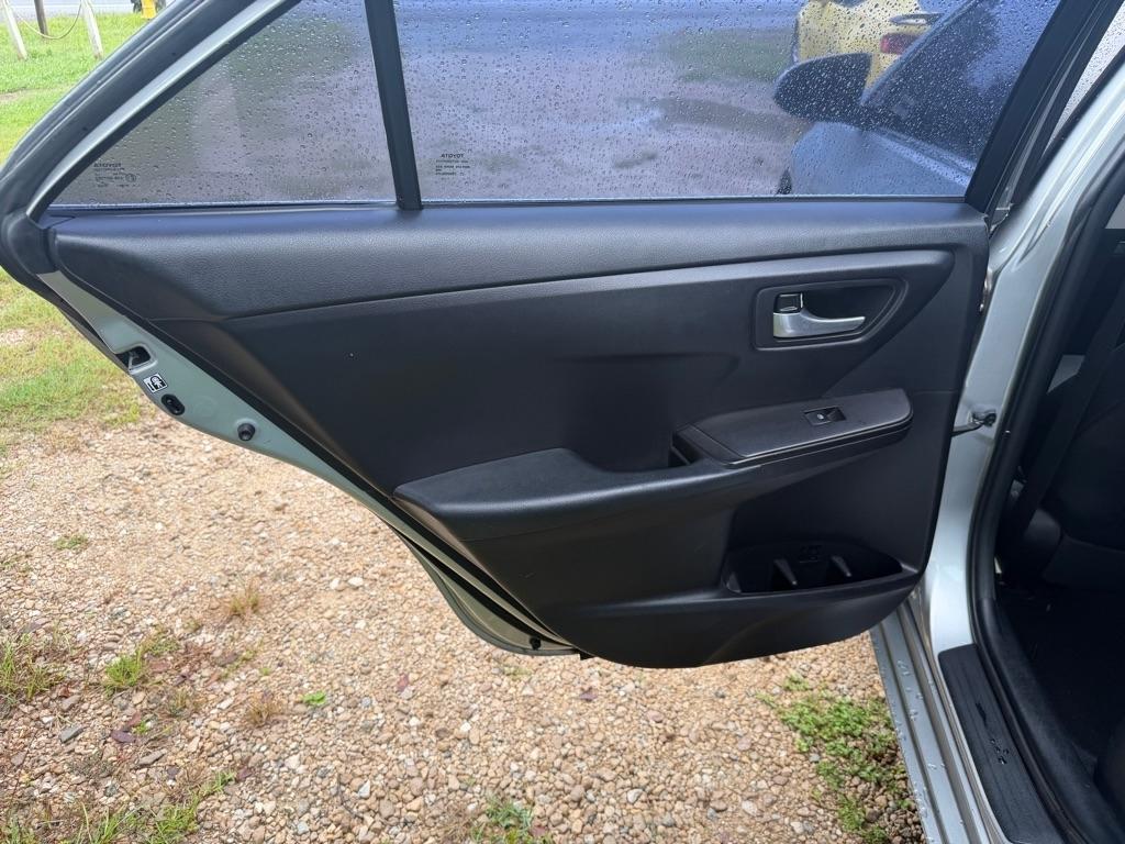 Toyota Camry LE 2017