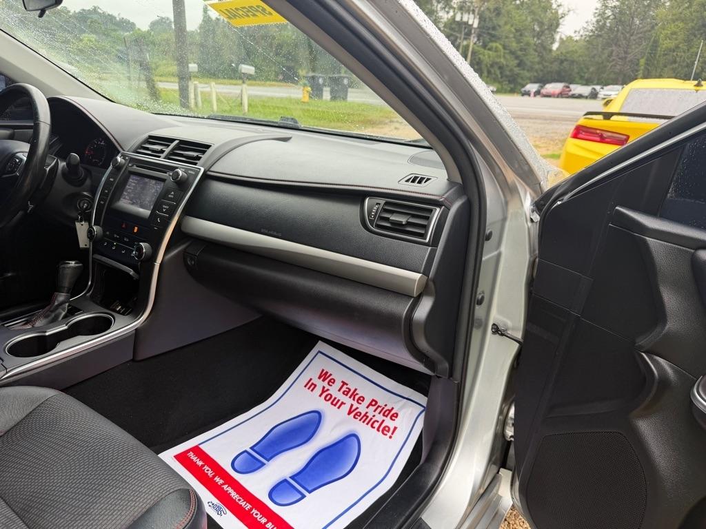 Toyota Camry LE 2017