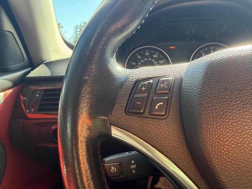 BMW 3-Series 328i Coupe 2011