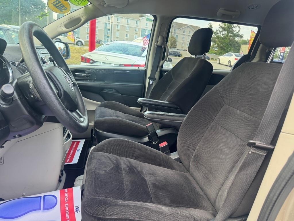 Dodge Grand Caravan SE 2014