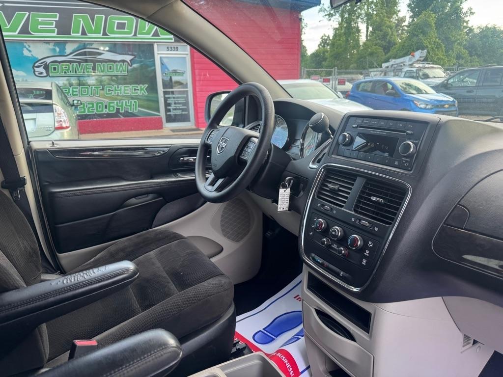 Dodge Grand Caravan SE 2014