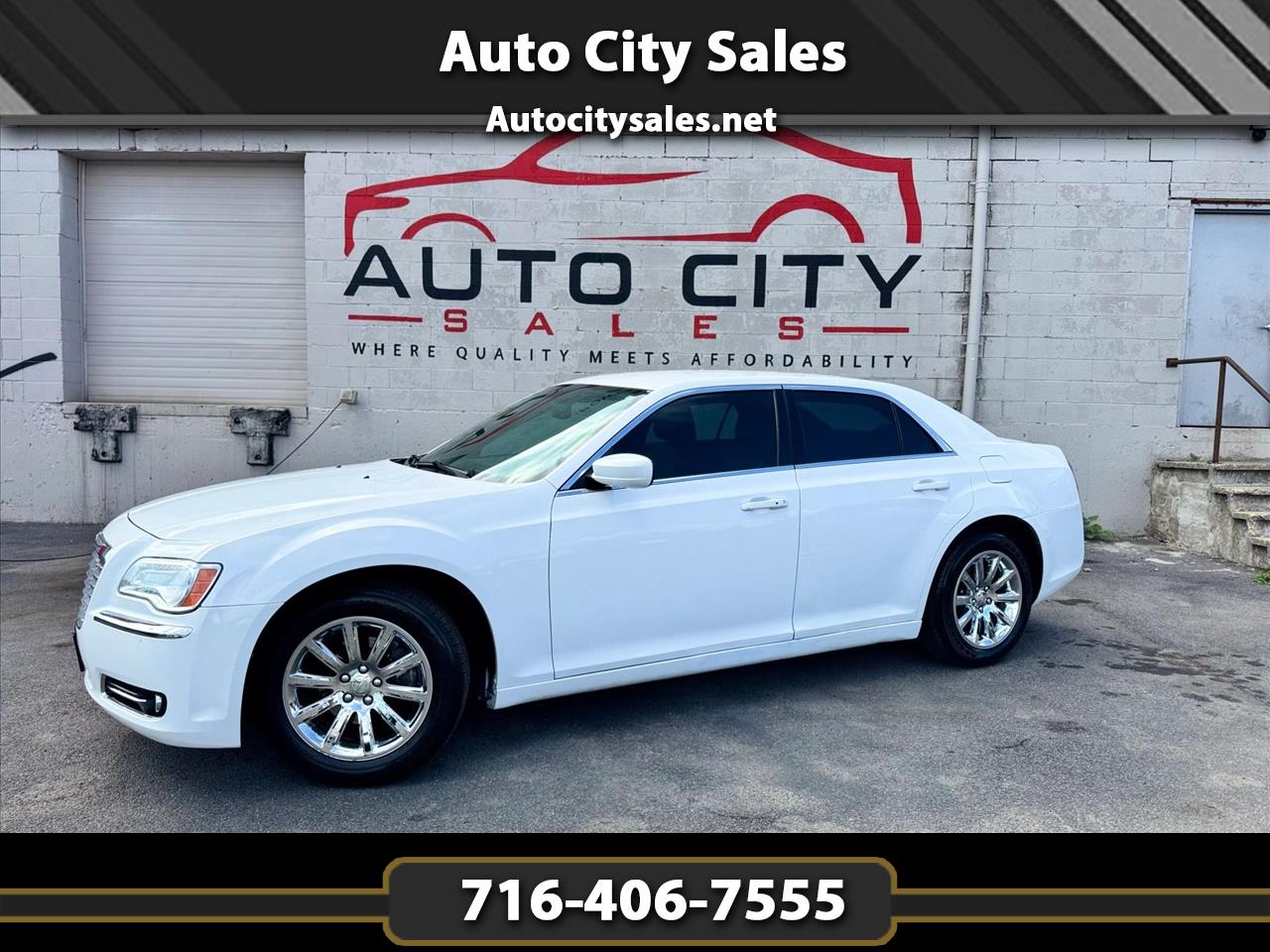 2014 Chrysler 300 300 Sedan 4D