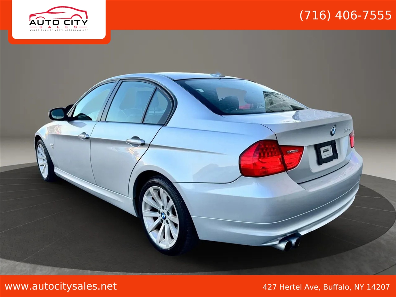 BMW 3-Series  2011