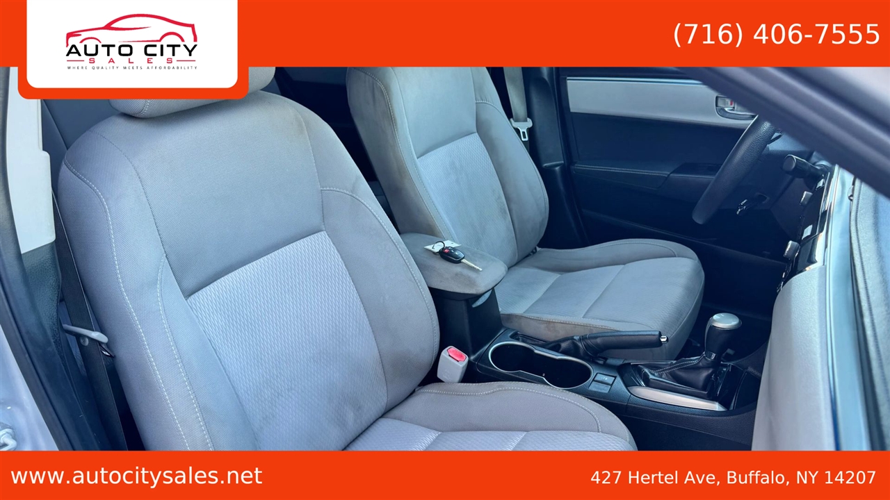 Toyota Corolla  2015