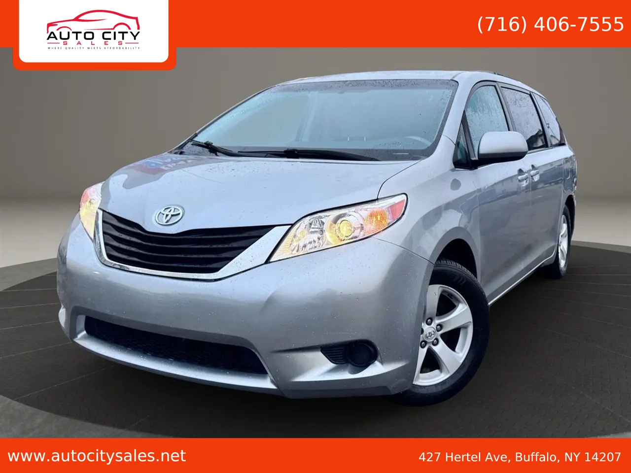 2011 Toyota Sienna LE