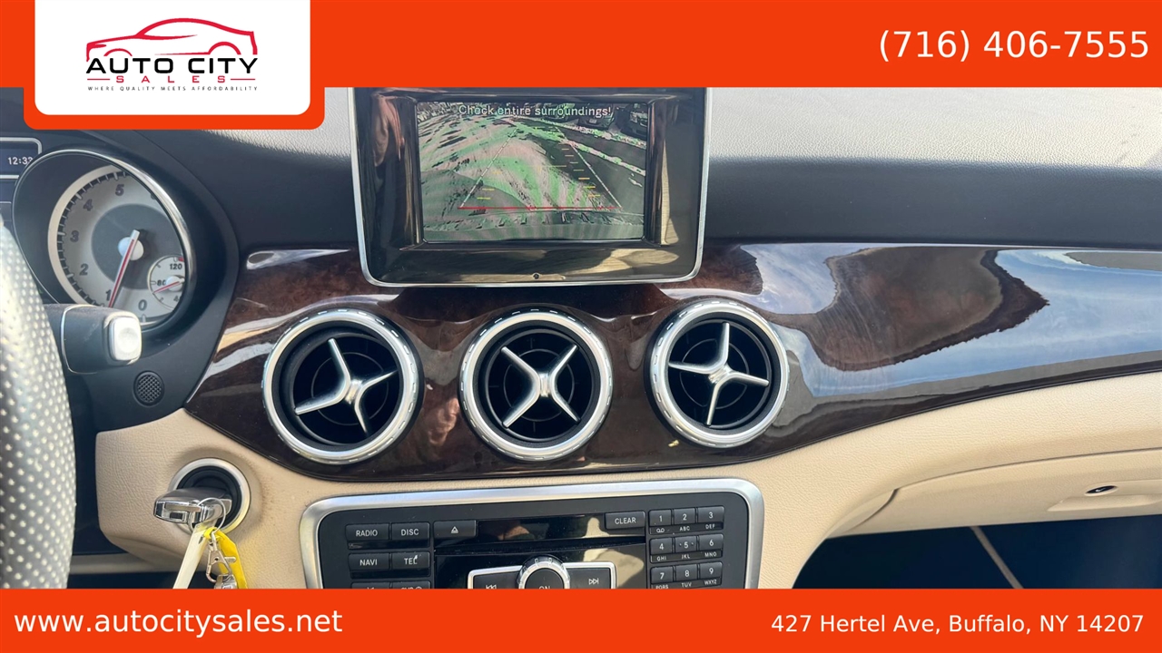 Mercedes-Benz GLA-Class  2015