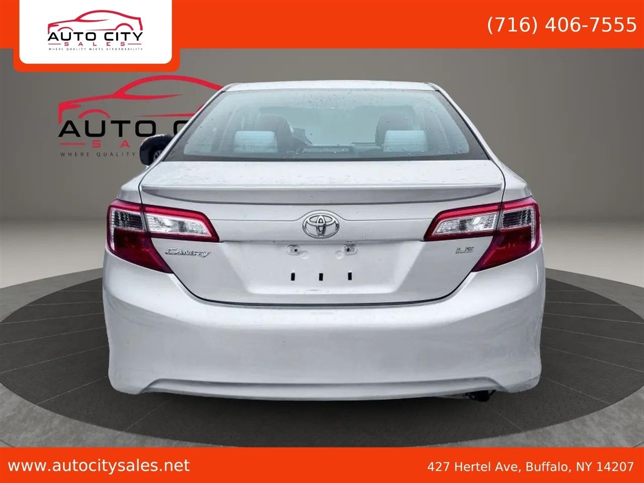 Toyota Camry  2012