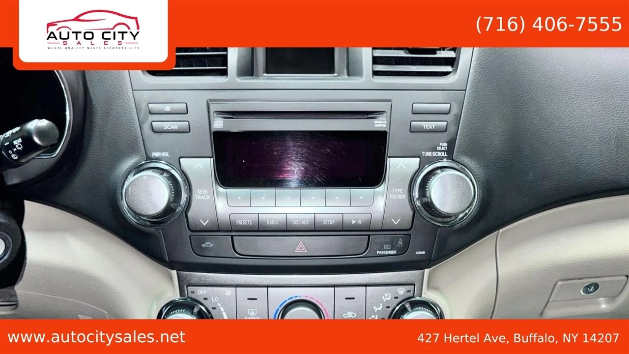 Toyota Highlander  2011