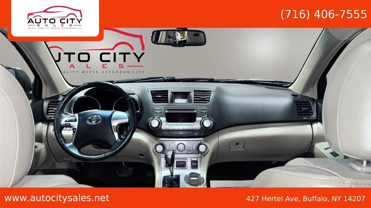 Toyota Highlander  2011