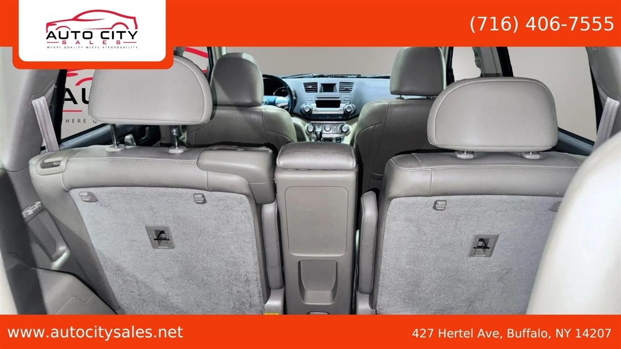 Toyota Highlander  2011