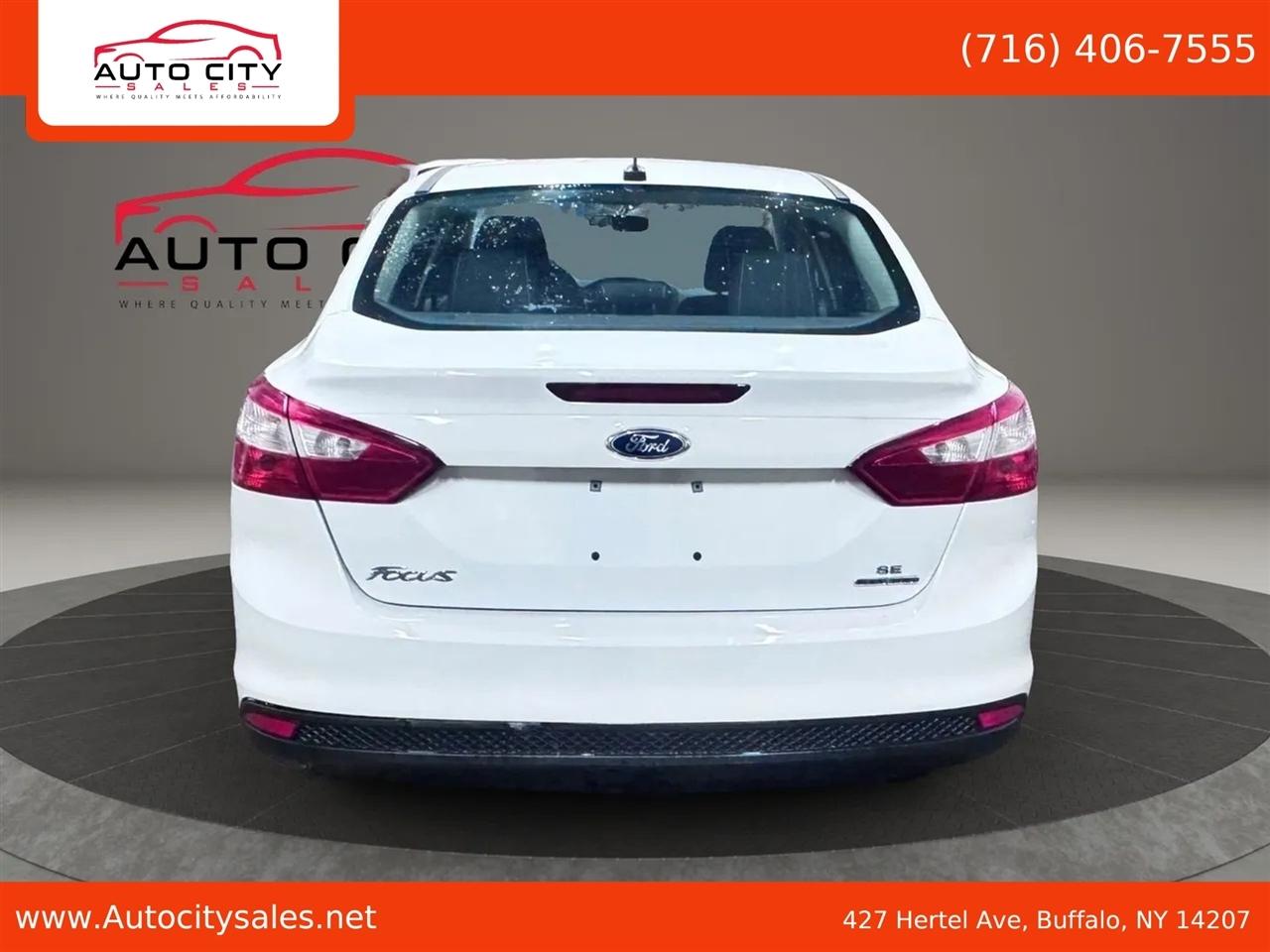 Ford Focus  2014