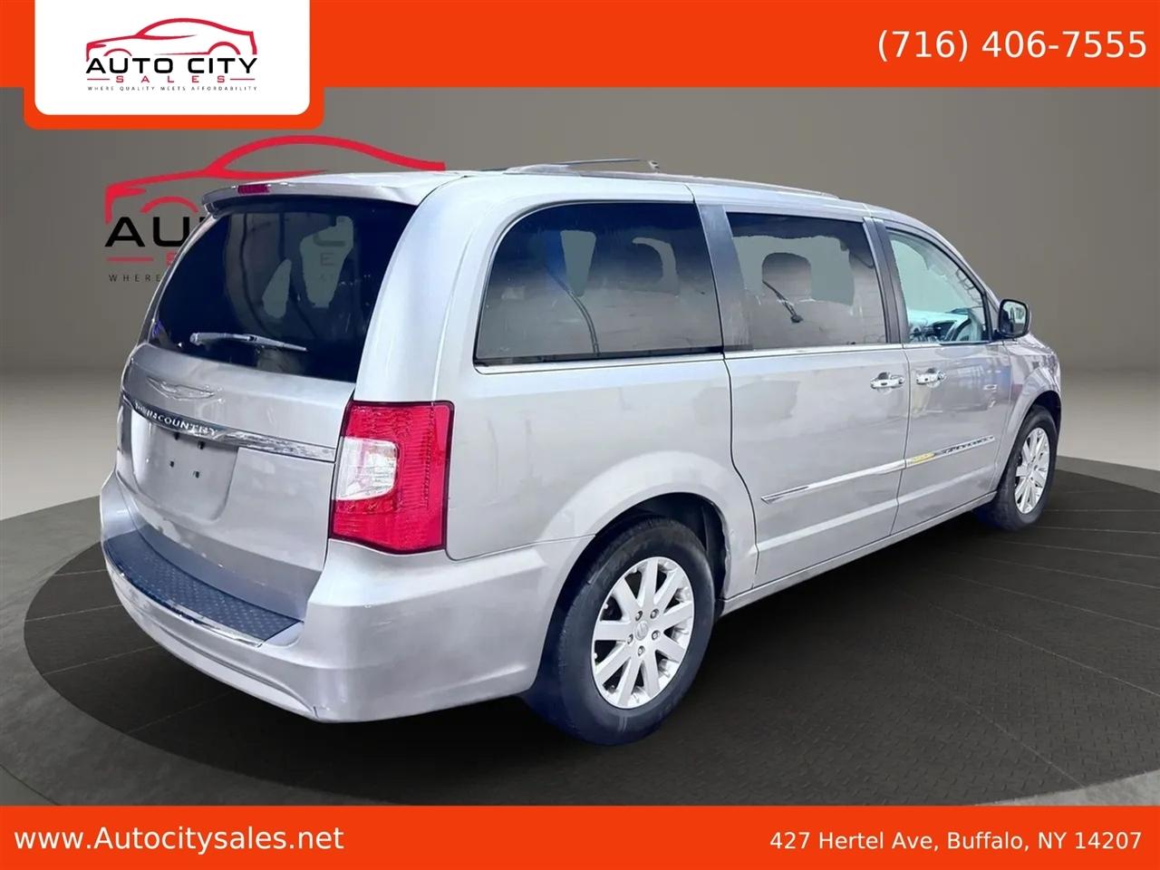 Chrysler Town & Country  2014