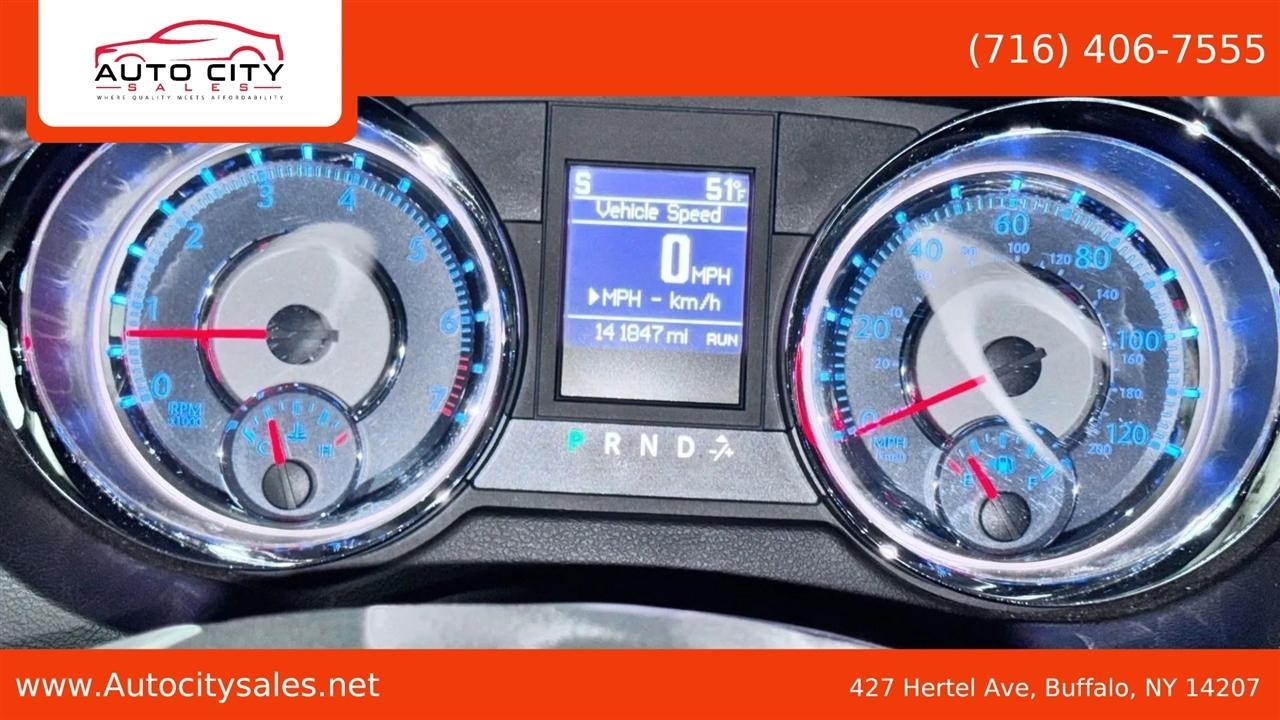 Chrysler Town & Country  2014