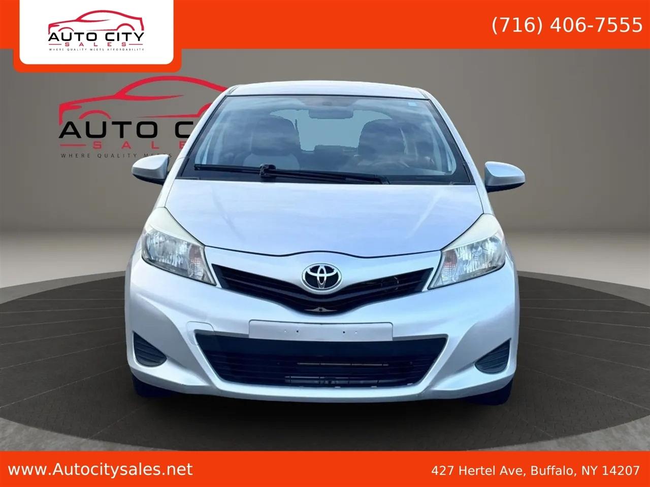 Toyota Yaris  2012