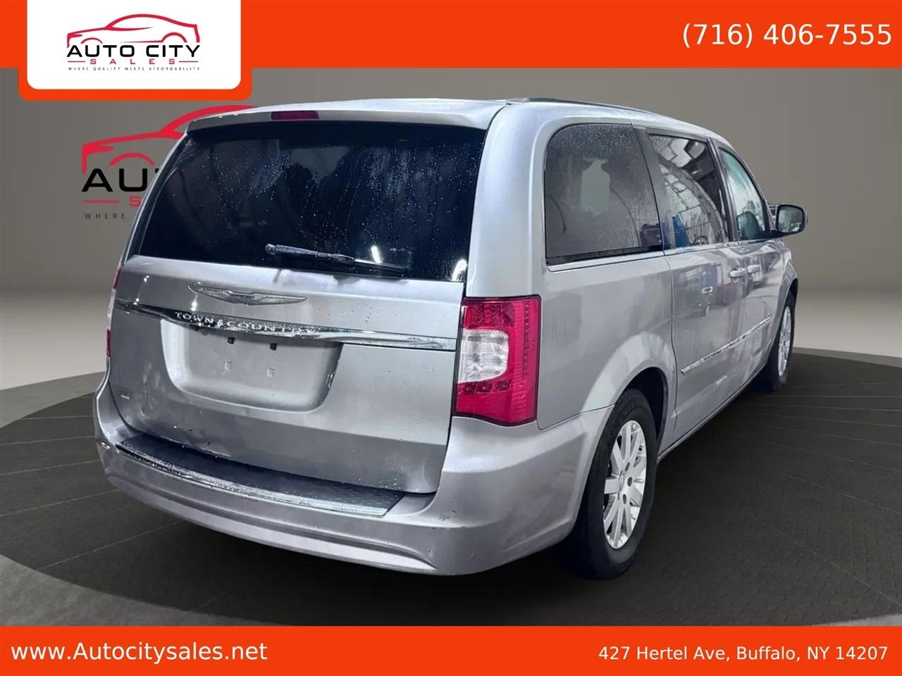 Chrysler Town & Country  2014