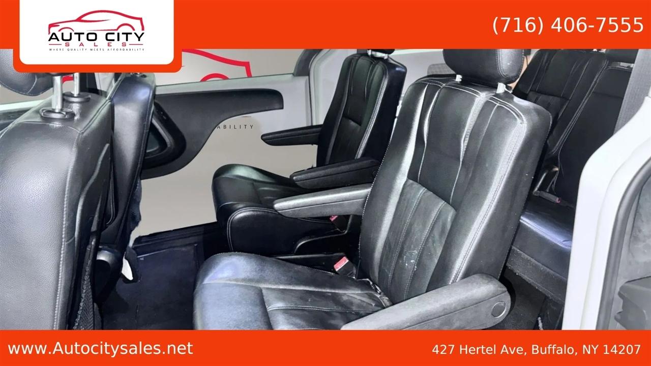 Chrysler Town & Country  2014