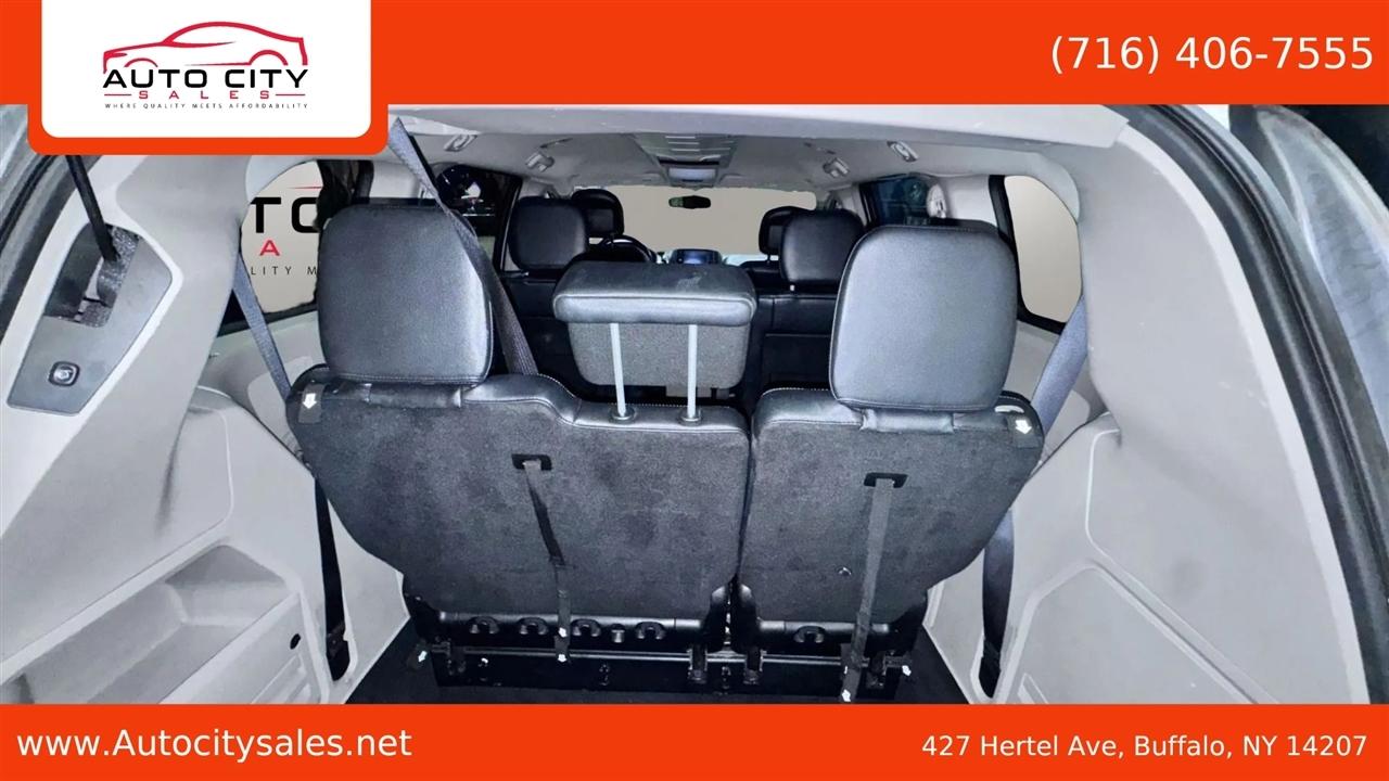 Chrysler Town & Country  2014