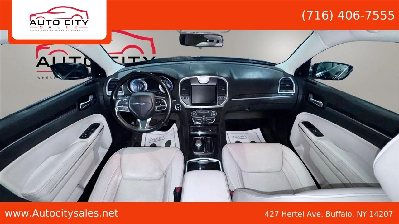 Chrysler 300  2018