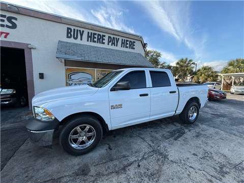 2015 RAM 1500 Tradesman Crew Cab SWB 2WD