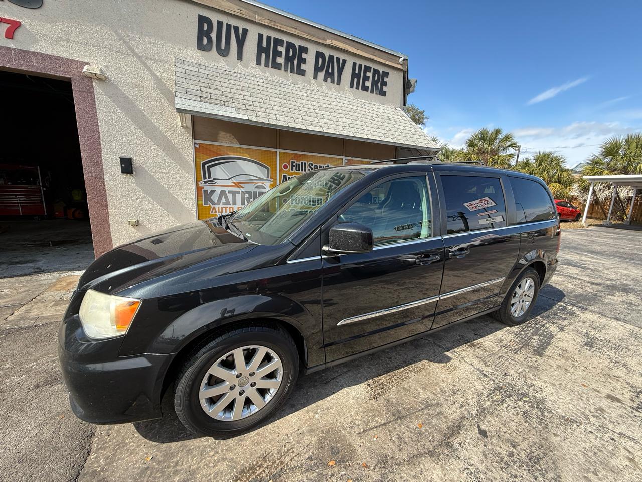 2016 Chrysler Town & Country Touring