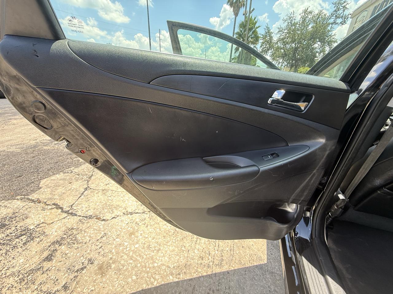 2012 Hyundai Sonata SE - Photo 11
