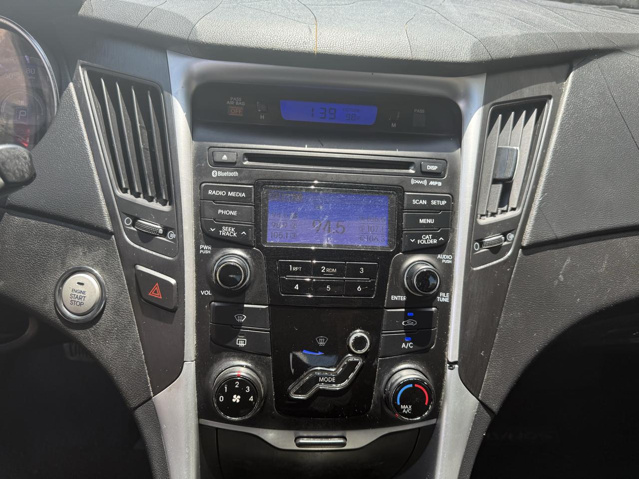 2012 Hyundai Sonata SE - Photo 18