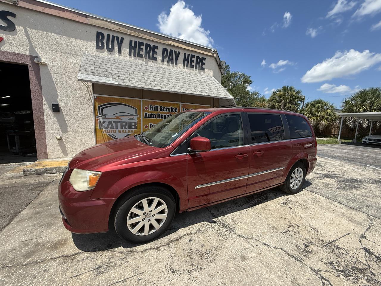 2016 Chrysler Town & Country Touring