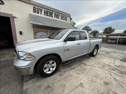 2017 RAM 1500 SLT Quad Cab 2WD