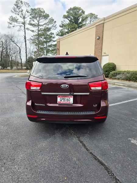 Kia Sedona LX 2015