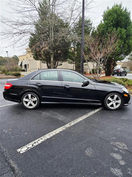 Mercedes-Benz E-Class E350 Sedan 2011