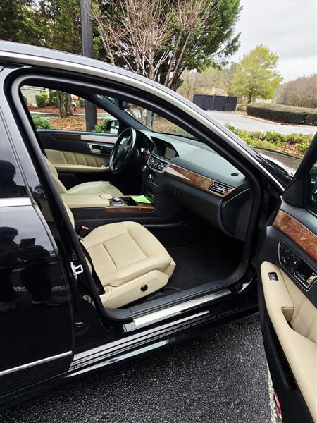 Mercedes-Benz E-Class E350 Sedan 2011