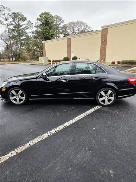 Mercedes-Benz E-Class E350 Sedan 2011