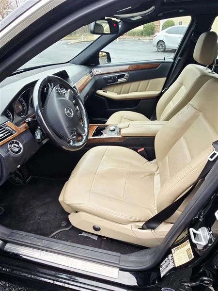 Mercedes-Benz E-Class E350 Sedan 2011