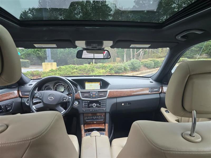 Mercedes-Benz E-Class E350 Sedan 2011