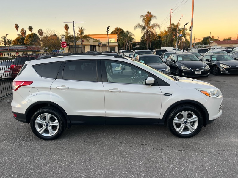 Ford Escape SE FWD 2016