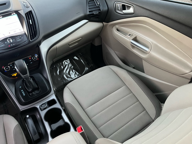 Ford Escape SE FWD 2016