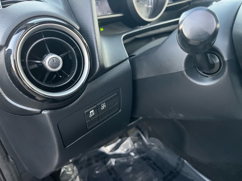 Toyota Yaris iA 6A 2019