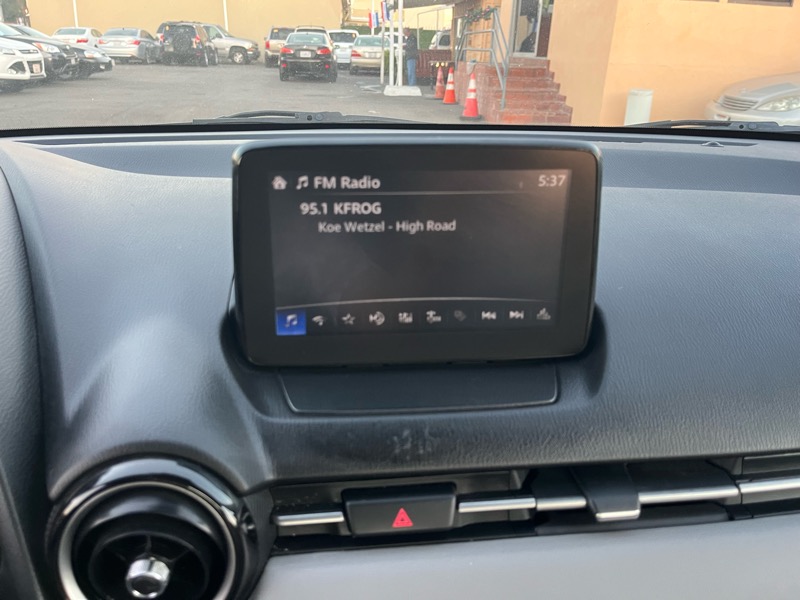 Toyota Yaris iA 6A 2019