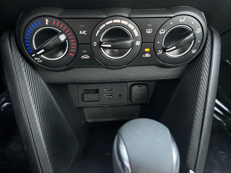 Toyota Yaris iA 6A 2019