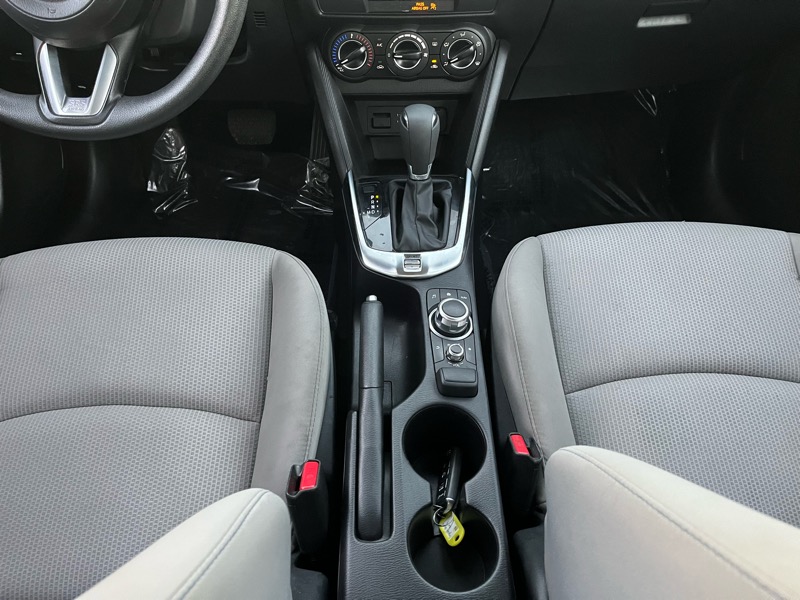 Toyota Yaris iA 6A 2019