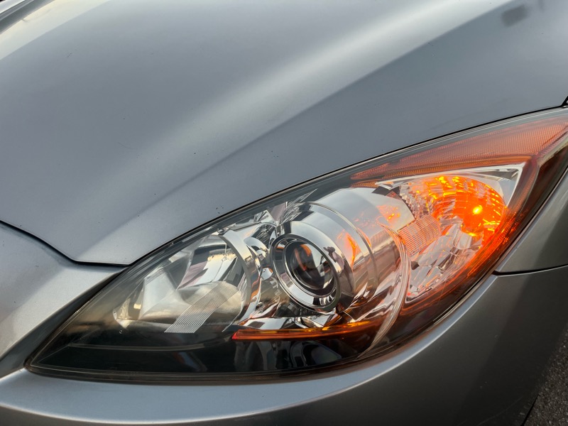 Mazda MAZDA3 i Touring 4-door 2010