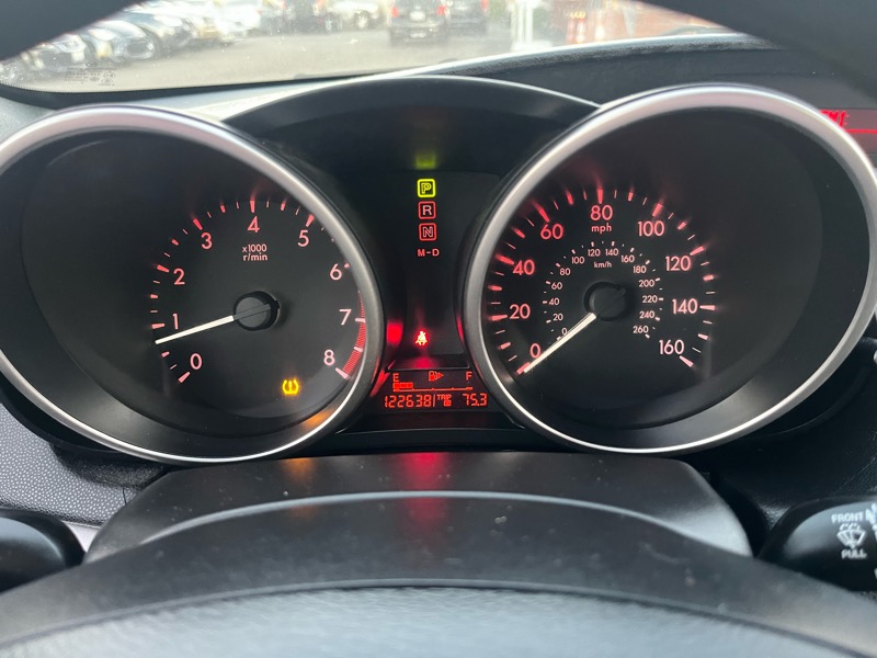 Mazda MAZDA3 i Touring 4-door 2010