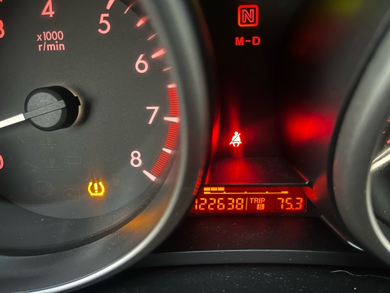 Mazda MAZDA3 i Touring 4-door 2010