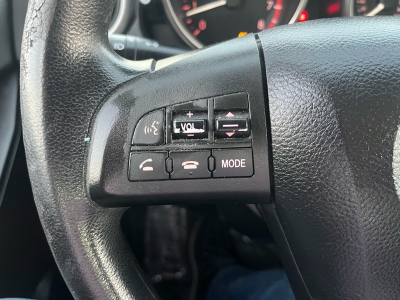 Mazda MAZDA3 i Touring 4-door 2010