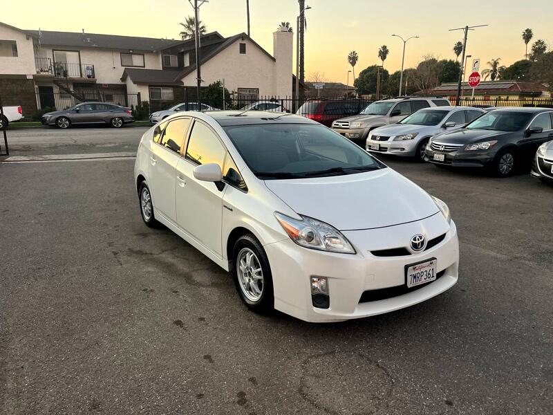 Toyota Prius Prius V 2010