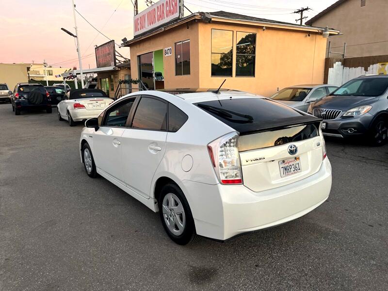Toyota Prius Prius V 2010