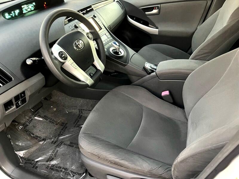 Toyota Prius Prius V 2010