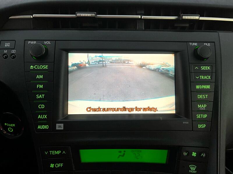 Toyota Prius Prius V 2010