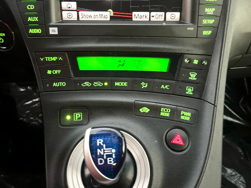 Toyota Prius Prius V 2010