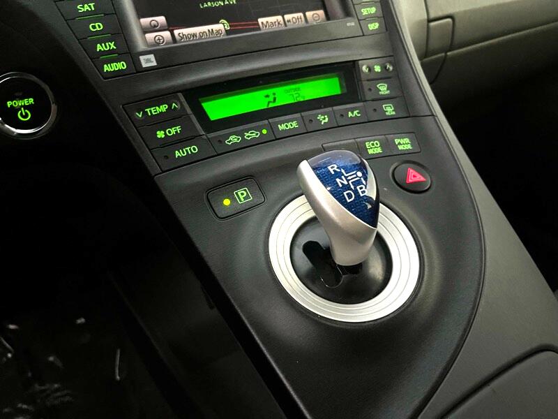 Toyota Prius Prius V 2010